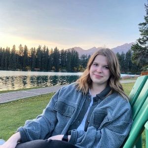 Meet your Posher, Katie